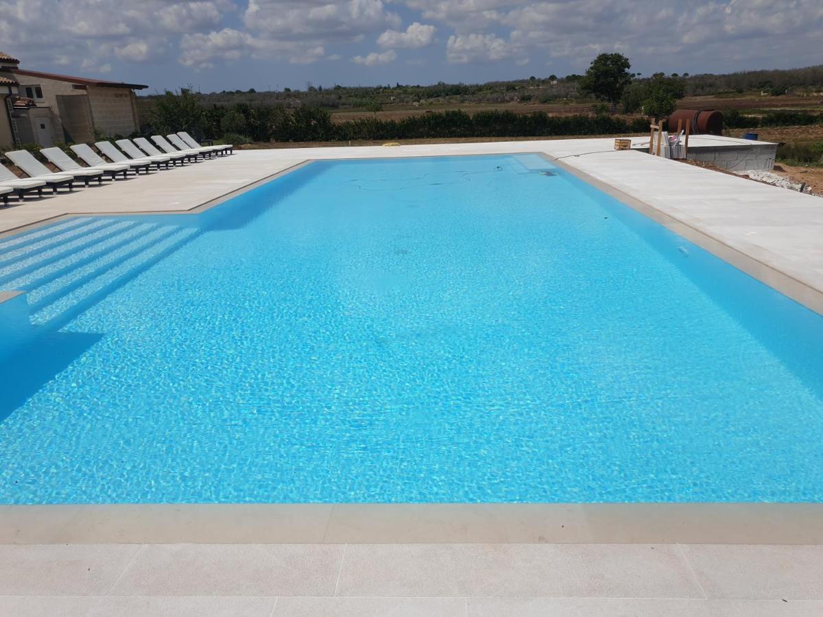 Villa Casale Cerfignano Bagian luar foto