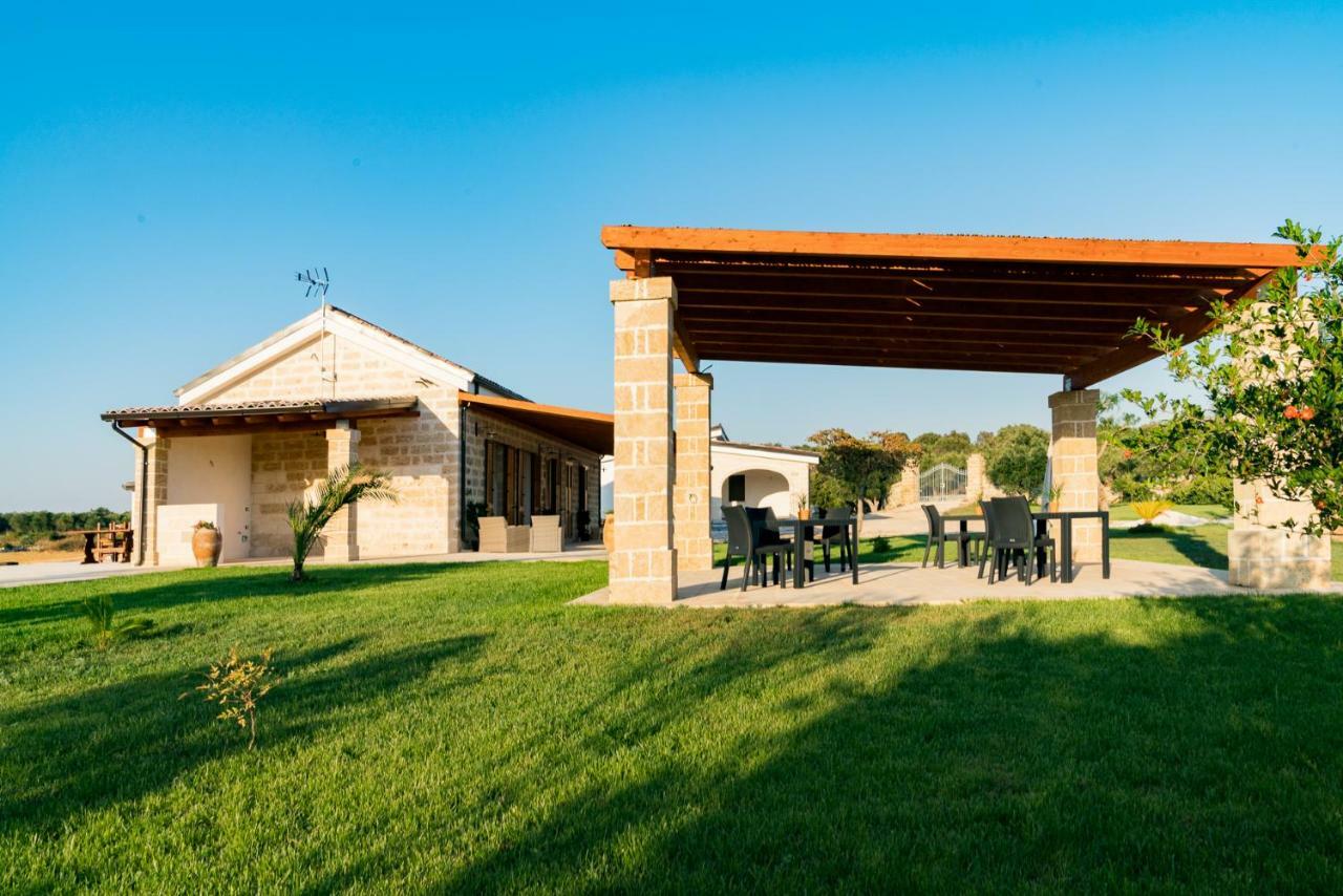 Villa Casale Cerfignano Bagian luar foto
