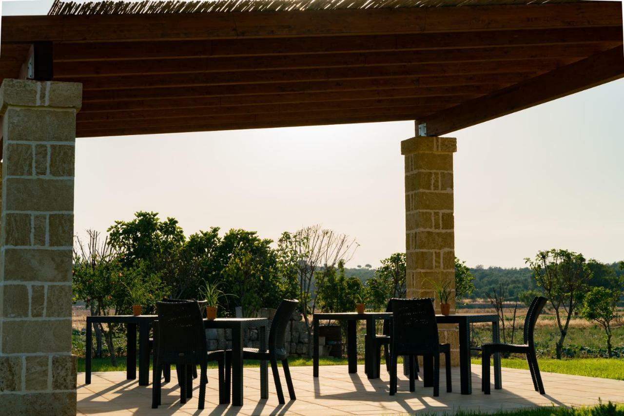 Villa Casale Cerfignano Bagian luar foto