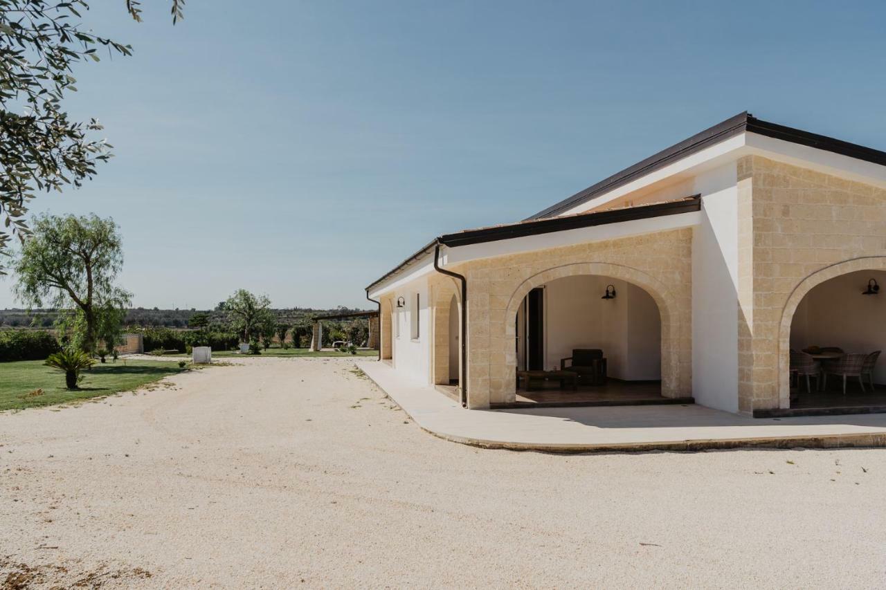 Villa Casale Cerfignano Bagian luar foto