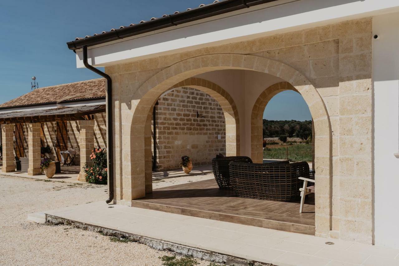 Villa Casale Cerfignano Bagian luar foto