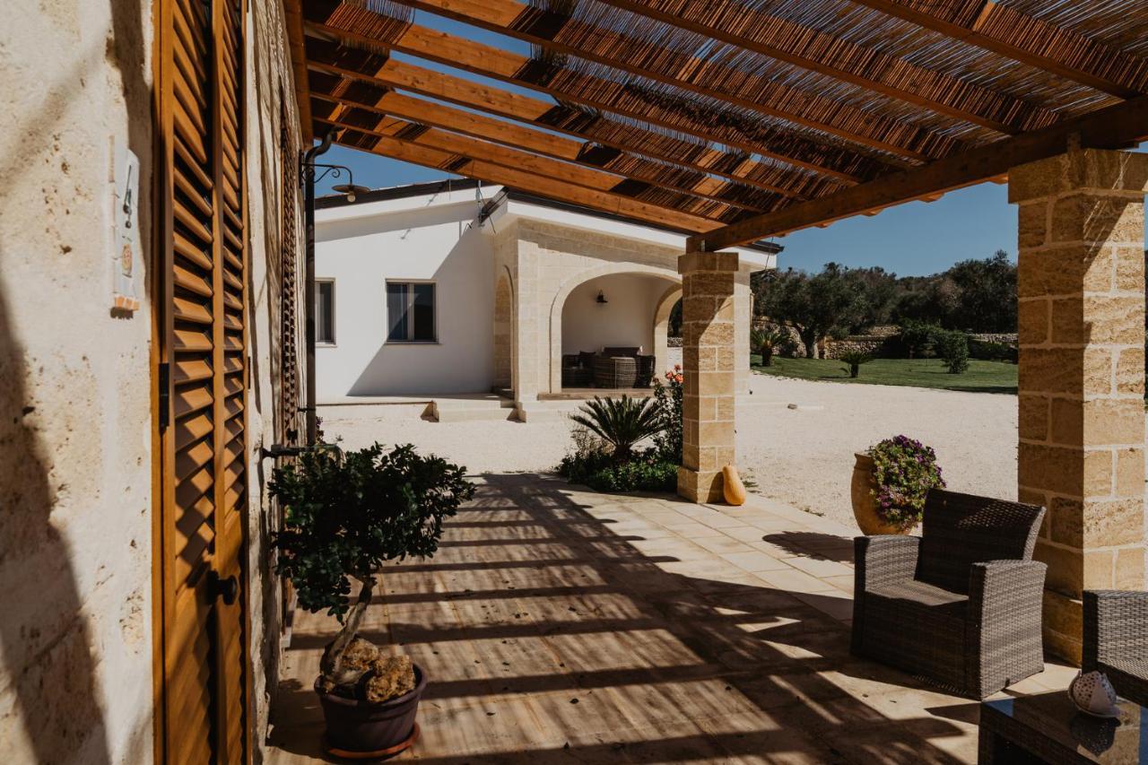 Villa Casale Cerfignano Bagian luar foto